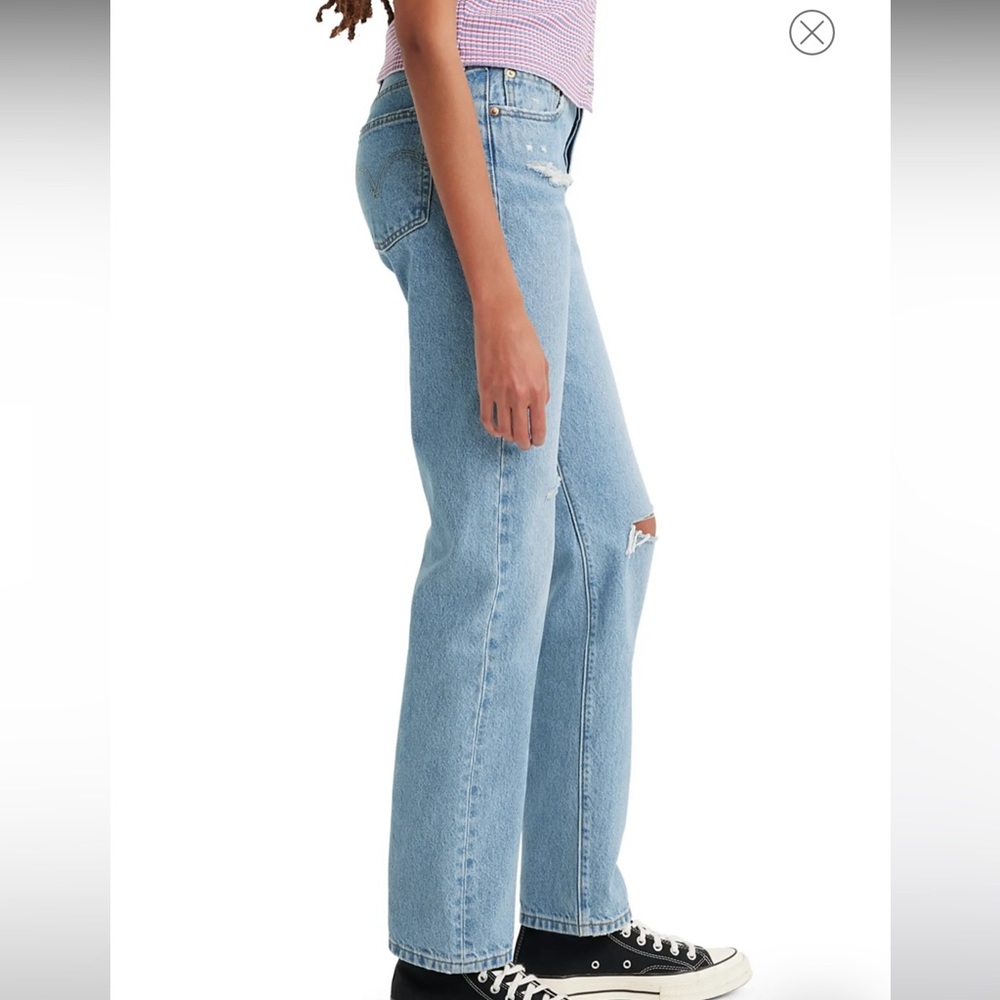 NWT 501® Distressed Button Fly Straight Leg Jeans - Picture 3 of 3